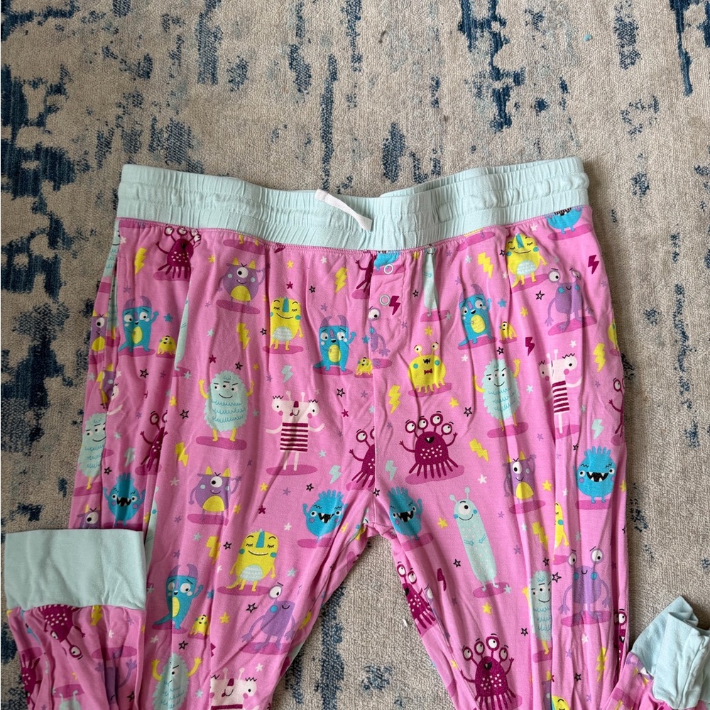 Little sleepies Women’s monster mayhem Pajama Pants XL - Picture 2 of 4